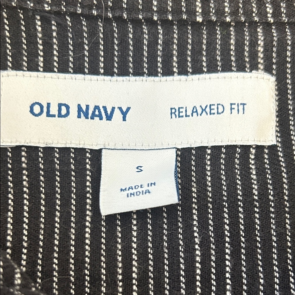 Old Navy Men's Dark Striped Button-Down Shirt - Picture 2 of 2